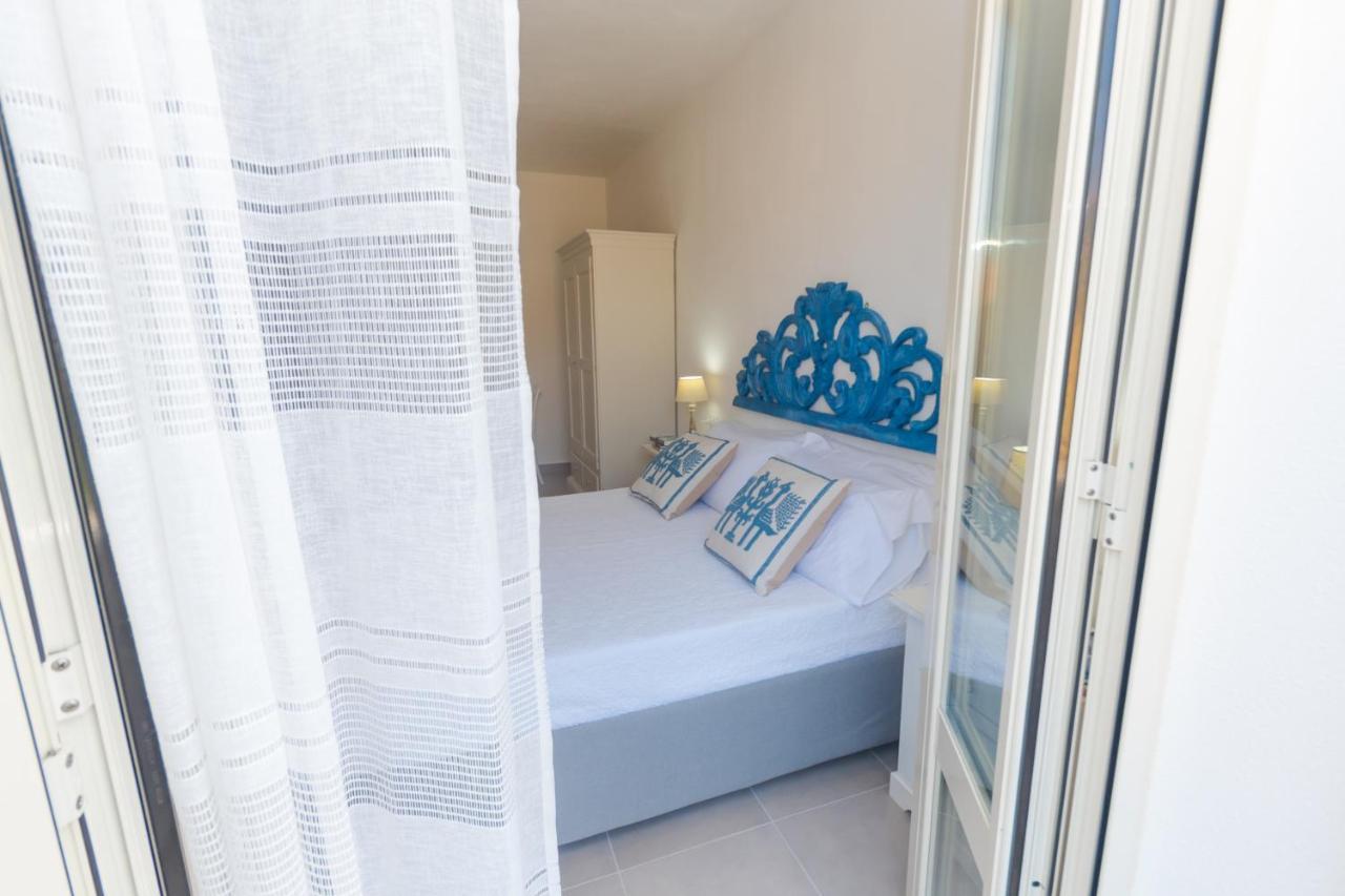 Casa Lory - Appartamento Con 2 Camere In Centro Abitato Орозей Екстер'єр фото