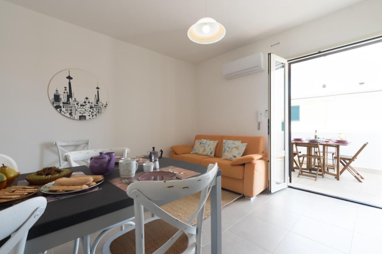 Casa Lory - Appartamento Con 2 Camere In Centro Abitato Орозей Екстер'єр фото